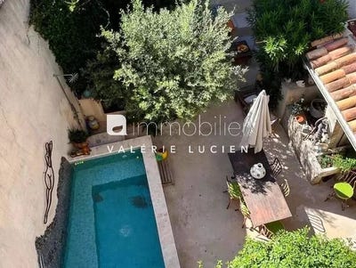/international/fr/saint-remy-de-provence-provence-alpes-cote-d-azur-310104325478/