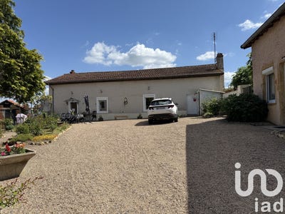 /international/fr/bourg-le-comte-burgundy-310100536074/?lang=zh-cn