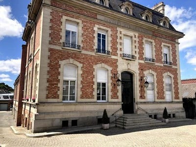 /international/fr/l-aigle-la-basse-normandie-310100579557/