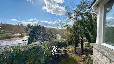 /international/fr/pont-aven-brittany-310098143920/