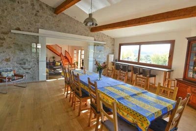 /international/fr/roquebrun-languedoc-roussillon-310105253877/
