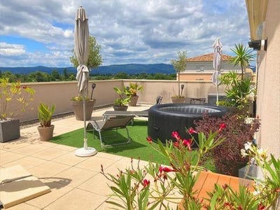 /international/fr/montelimar-rhone-120096361753/