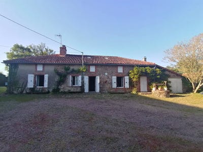 /international/fr/luchapt-charente-310105748161/