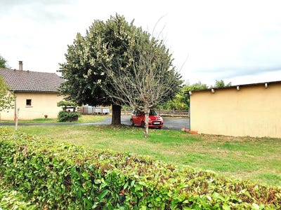 /international/fr/thiviers-aquitaine-310103351087/