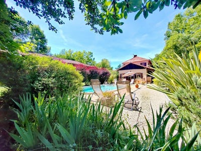 /international/fr/auch-midi-pyrenees-310110007183/