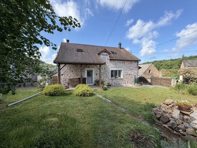 /international/fr/montreuillon-burgundy-310108423045/