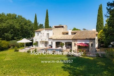 /international/fr/aix-en-provence-provence-alpes-cote-d-azur-310109116407/