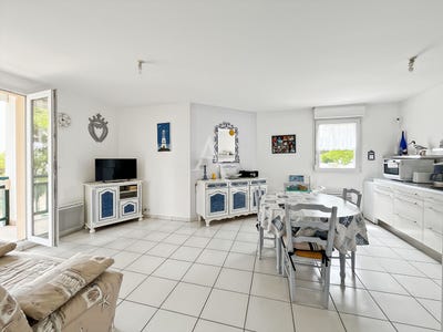/international/fr/la-barre-de-monts-pays-de-la-loire-310108949728/