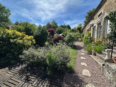 /international/fr/pouques-lormes-burgundy-310102913059/