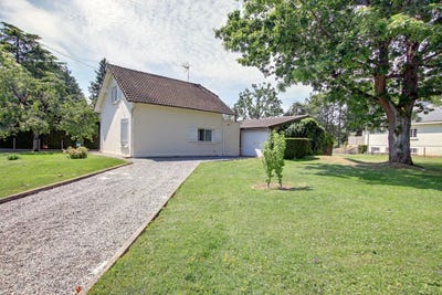 /international/fr/le-mesnil-saint-denis-ile-de-france-310108971942/
