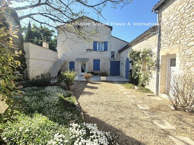 /international/fr/saussignac-aquitaine-310108400185/