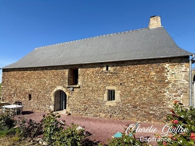/international/fr/neant-sur-yvel-brittany-310108407025/
