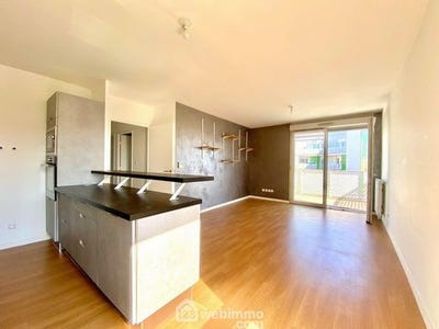 /international/fr/3-place-camille-guerin-evry-courcouronnes-ile-de-france-120098233993/