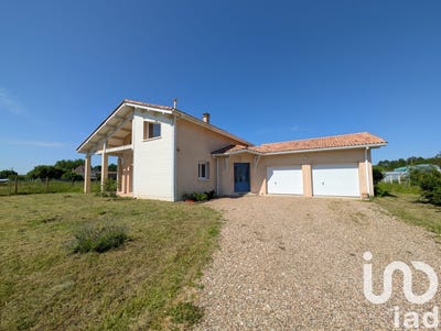 /international/fr/saint-antoine-sur-l-isle-aquitaine-310099943448/