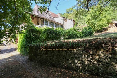 /international/fr/beynac-et-cazenac-aquitaine-310101230521/?lang=de