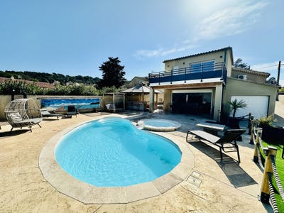 /international/fr/bagnols-sur-ceze-languedoc-roussillon-310108044356/