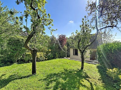 /international/fr/suresnes-ile-de-france-310108698209/