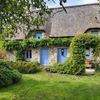 /international/fr/plumeliau-brittany-310100173330/