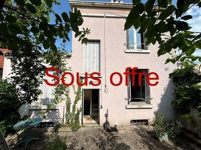 /international/fr/clermont-ferrand-auvergne-310100015768/