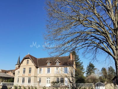 /international/fr/moulins-auvergne-310101533429/?lang=de