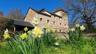 /international/fr/najac-midi-pyrenees-310108465046/