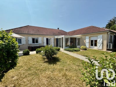/international/fr/la-chapelle-sur-oreuse-burgundy-310100234967/