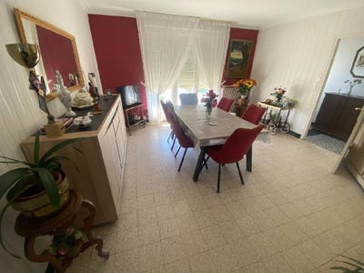 /international/fr/renaze-pays-de-la-loire-310100887447/