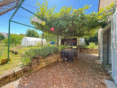 /international/fr/lons-le-saunier-franche-comte-310109092225/