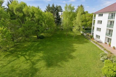 /international/fr/reze-pays-de-la-loire-310107794594/