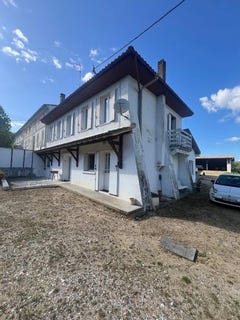 /international/fr/saint-martin-de-laye-aquitaine-310099632559/