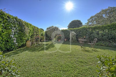 /international/fr/antibes-provence-alpes-cote-d-azur-310108430474/