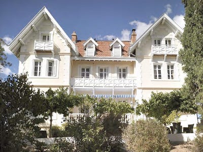 /international/fr/saint-raphael-provence-alpes-cote-d-azur-310101209297/?lang=fr