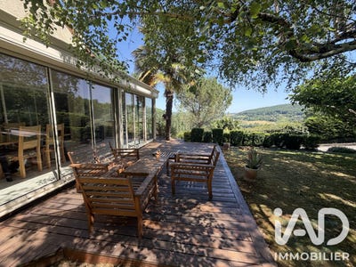 /international/fr/lissac-sur-couze-limousin-310109091145/?lang=th
