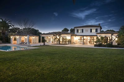/international/fr/mougins-hh-15670685-mougins-provence-alpes-cote-d-azur-310100952379/?lang=zh-cn