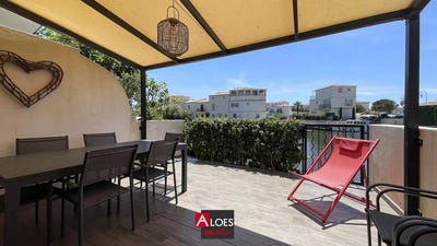 /international/fr/aigues-mortes-languedoc-roussillon-310108460472/