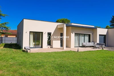 /international/fr/puygouzon-midi-pyrenees-310108943183/