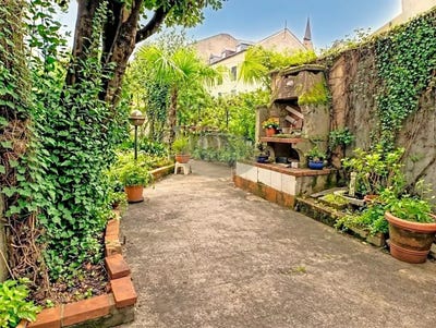 /international/fr/oloron-sainte-marie-aquitaine-310107068408/