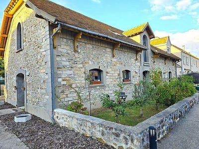 /international/fr/fontenay-les-briis-ile-de-france-120094441141/