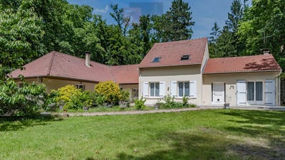/international/fr/lamorlaye-picardie-310100141371/