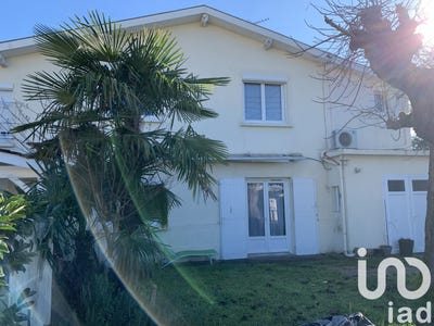 /international/fr/libourne-aquitaine-310100599748/