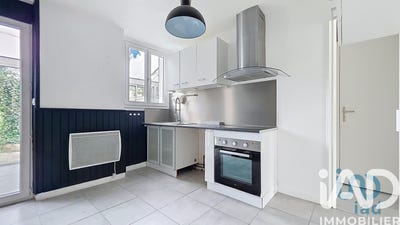 /international/fr/romilly-sur-seine-ardennes-310107321478/
