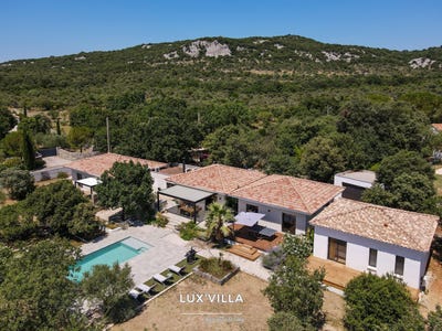 /international/fr/saint-gely-du-fesc-languedoc-roussillon-310108330501/