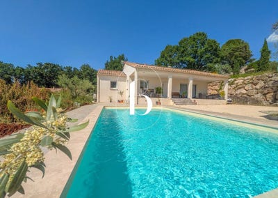 /international/fr/barjac-midi-pyrenees-310108460468/