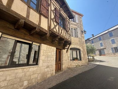 /international/fr/montcuq-midi-pyrenees-310101382064/