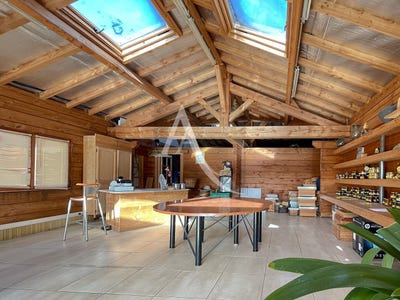 /international/fr/salles-charente-310104477225/