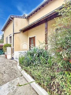 /international/fr/montreuil-ile-de-france-310100042325/
