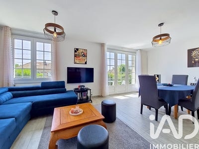 /international/fr/luynes-centre-val-de-loire-310108428492/
