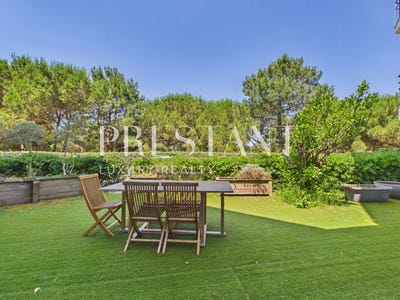 /international/fr/anglet-aquitaine-310108996229/?lang=th