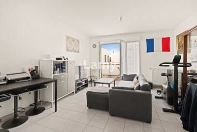/international/fr/decines-charpieu-rhone-310100282200/