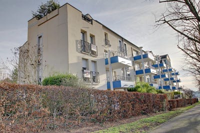 /international/fr/cergy-ile-de-france-310101182137/?lang=en